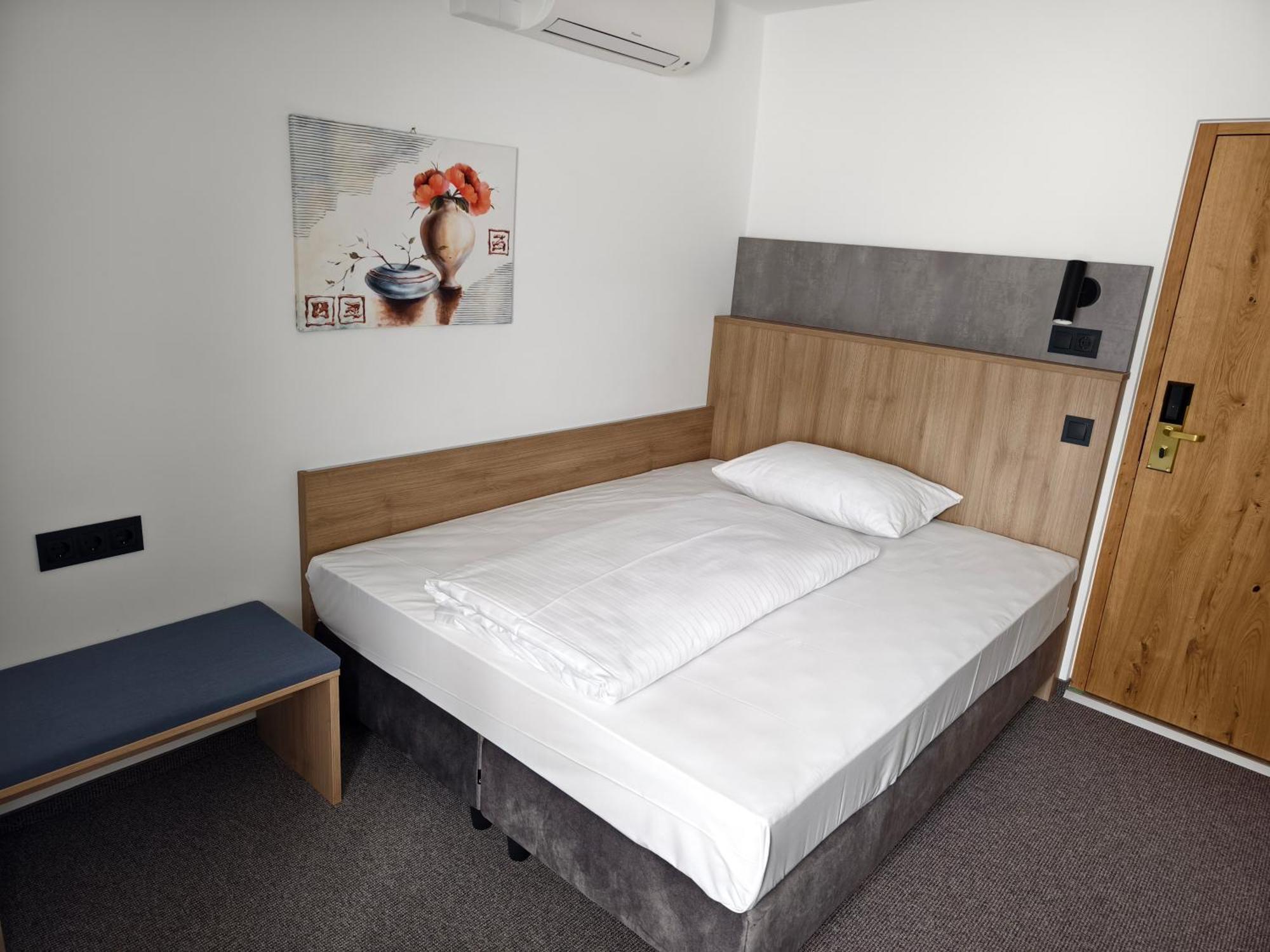 Hotel Anker Klosterneuburg Esterno foto