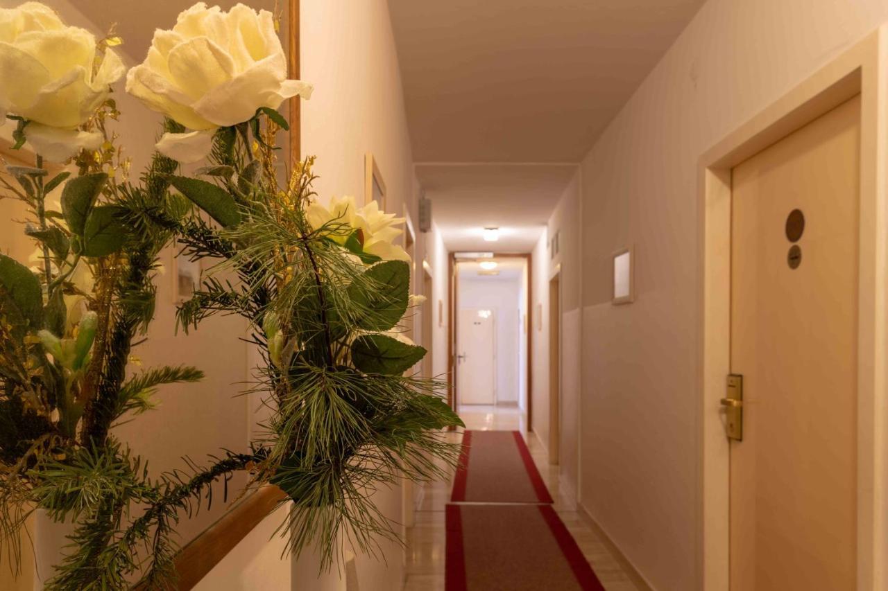 Hotel Anker Klosterneuburg Esterno foto